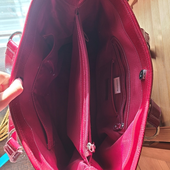 Liz Claiborne large red bag - Picture 3 of 6